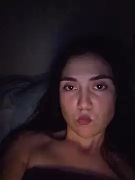 Chat +18 de Ncfyv_ncyuhv ao vivo