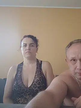 paradise777777's Webcam Show