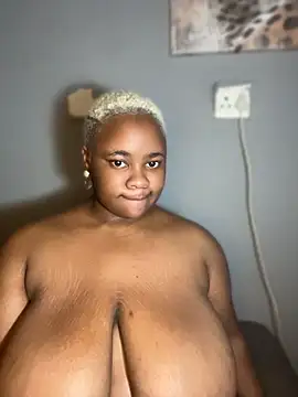 Bubbleboobs19n Webbikameraesitys