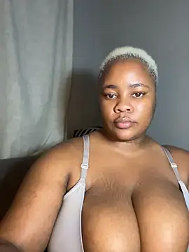 Bubbleboobs19 Chat XXX in diretta