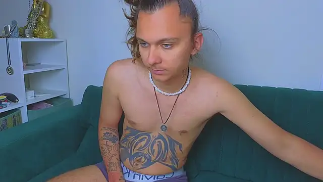 do_u_know_them Show in webcam