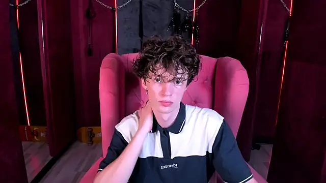 LukeSweet Pertunjukan Webcam
