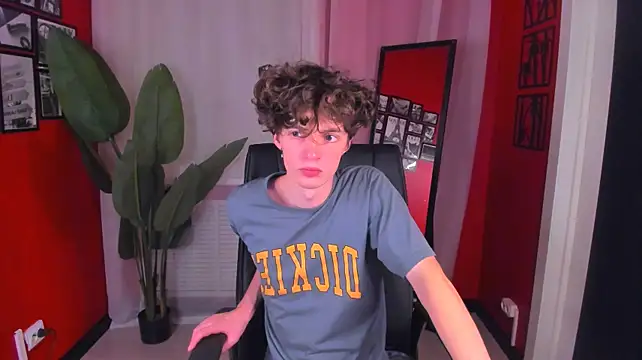 عرض كام LukeSweet