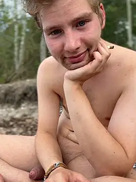 Pokazy przed kamerką – PublicLuke