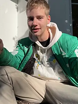 PublicLuke Webcam Show