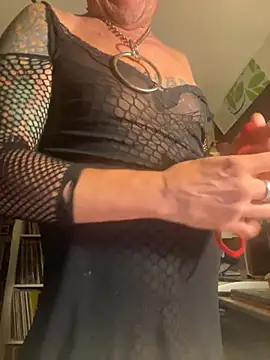 Ladyluve Webcam show