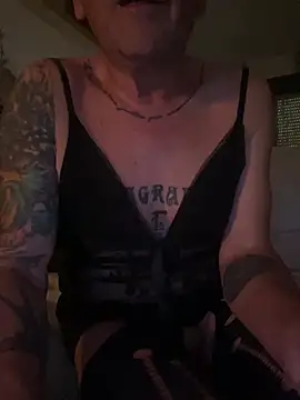 Ladyluve webcam show