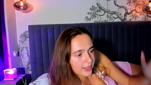 Chat +18 de emma77_ ao vivo
