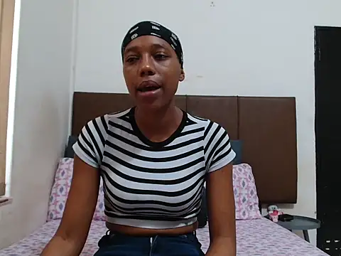 Sweet_nicole98 Chat XXX in diretta