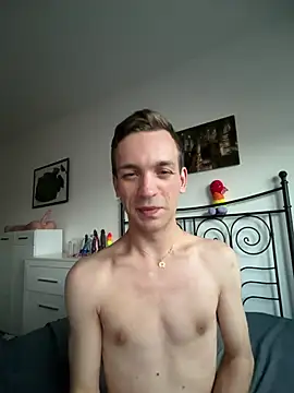 Show modela nick_subvyx na web-kameri