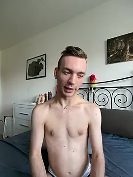 Show modela nick_subvyx na web-kameri
