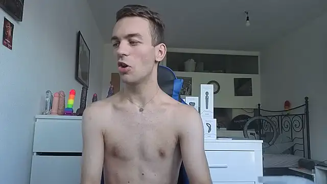 nick_subvyx: διαδικτυακό σόου στην κάμερα