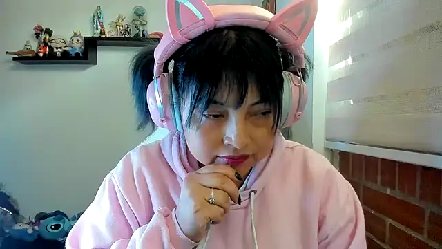 ห้องแชทสดของ Shaddycute_