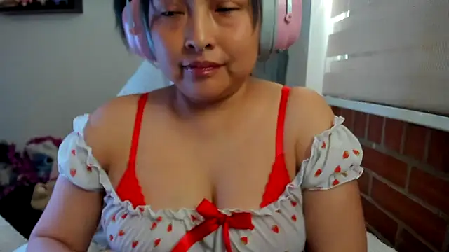 Chat XXX ao vivo de Shaddycute_