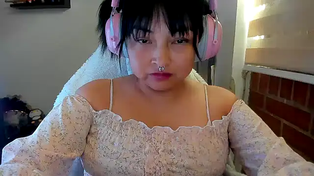 Shaddycute_'s Live XXX Chat