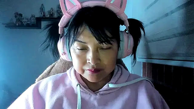 Shaddycute_'s Live XXX Chat