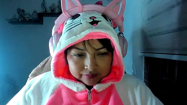 Chat +18 de Shaddycute_ ao vivo
