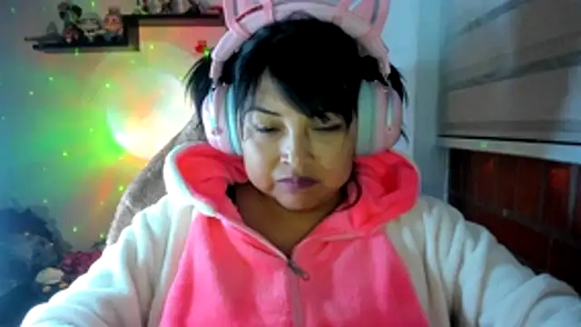 Shaddycute_'s Webcam Show