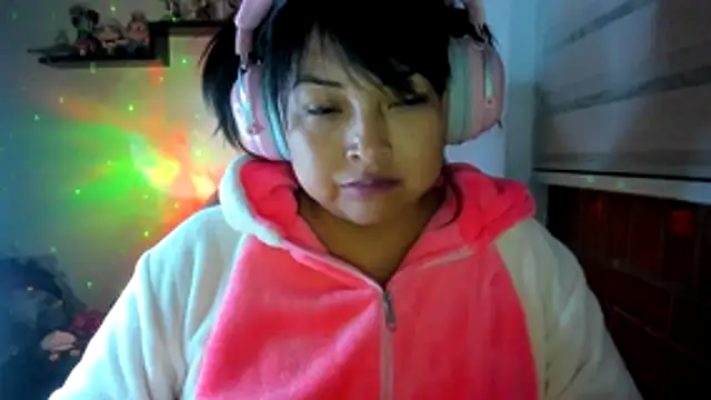 Shaddycute_'s Live XXX Chat
