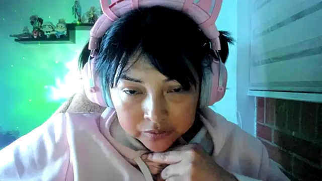 Shaddycute_'s Live XXX Chat