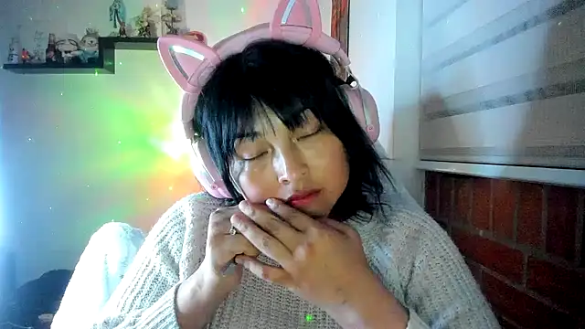 Chat XXX ao vivo de Shaddycute_