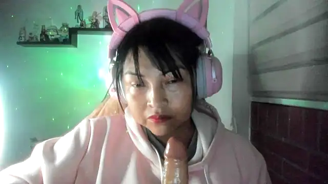 Shaddycute_ live XXX chat