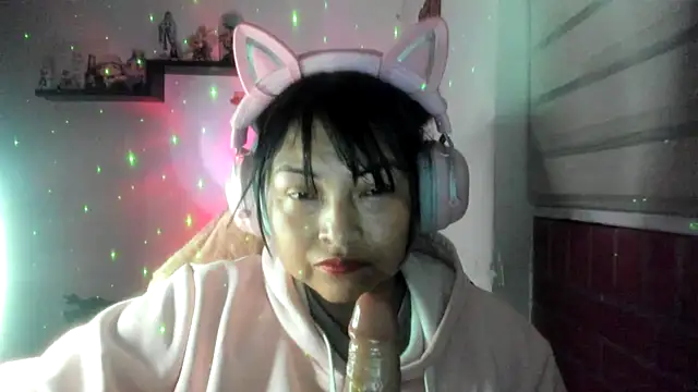 Shaddycute_ XXX чат на живо