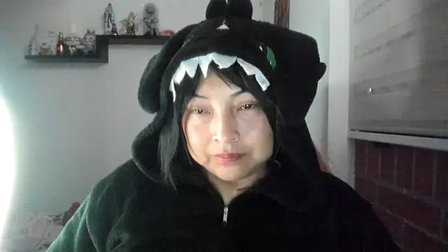 Živý XXX chat Shaddycute_
