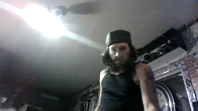 In2itvegassstyle Show in webcam