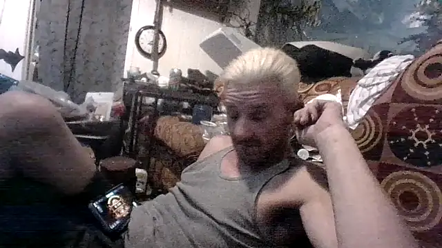 In2itvegassstyle webkamerás műsora