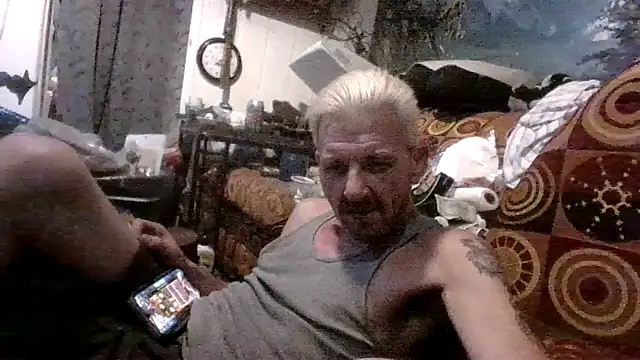 In2itvegassstyle webkamerás műsora