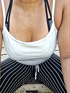 LEIRIS_Y_FRED_01's Webcam Show