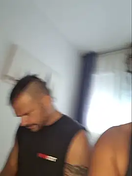 Show modela LEIRIS_Y_FRED_01 na web-kameri