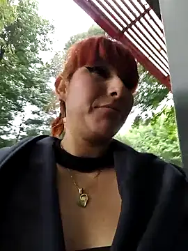 Florxxx9 网络视讯表演