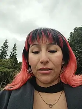Florxxx9's Live XXX Chat