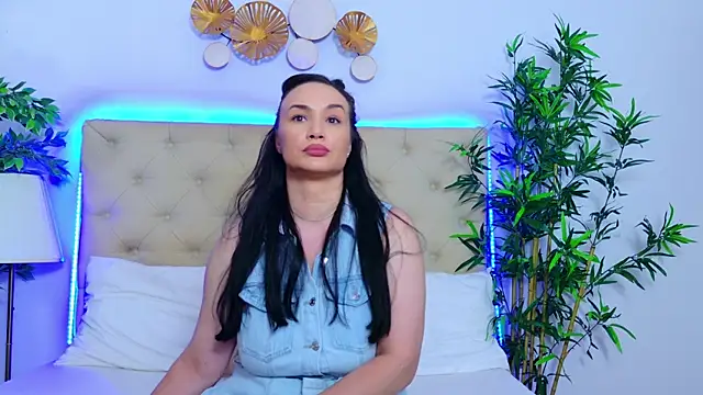 Daliya_ XXX чат на живо