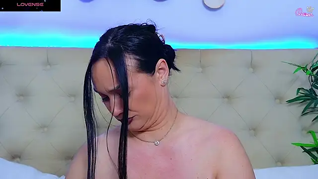 Czat XXX na żywo – Daliya_