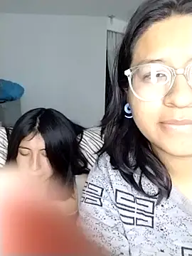 sarah12333のウェブカメラショー