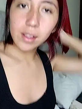 sarah12333のウェブカメラショー