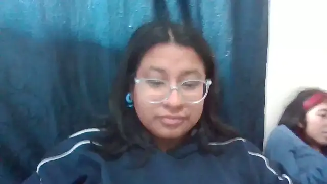 sarah12333 Webcam-Show