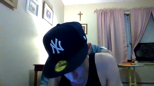 kollzCloudzz Show in webcam