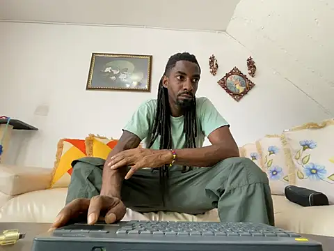 Malkon_Big Show in webcam