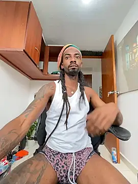 Show modela Malkon_Big na web-kameri