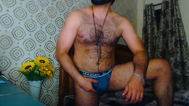 cutebeardi webcam show