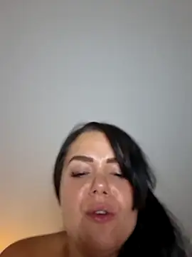 Xladycharme's Live XXX Chat