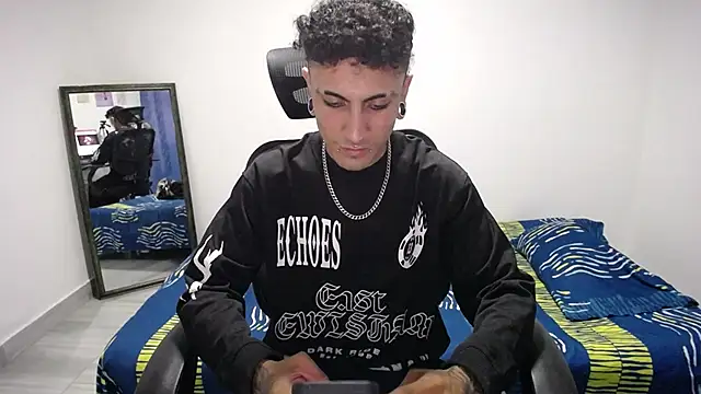 present_the_magic webcam show