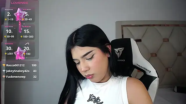 Ashley_piinkk_ Webcam show