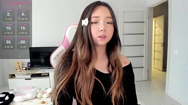 Fluffy_Rose – Naživo XXX chat