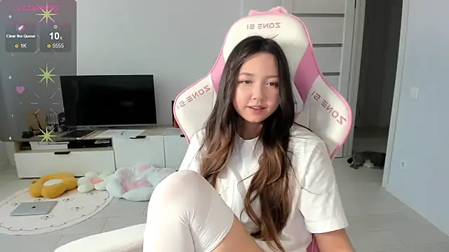 Fluffy_Rose Chat XXX in diretta