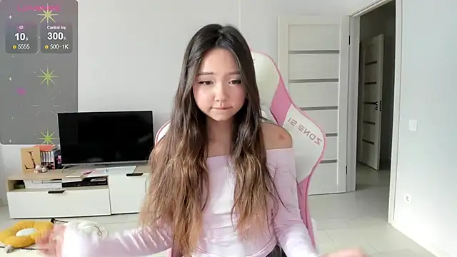 Fluffy_Rose 现场XXX聊天